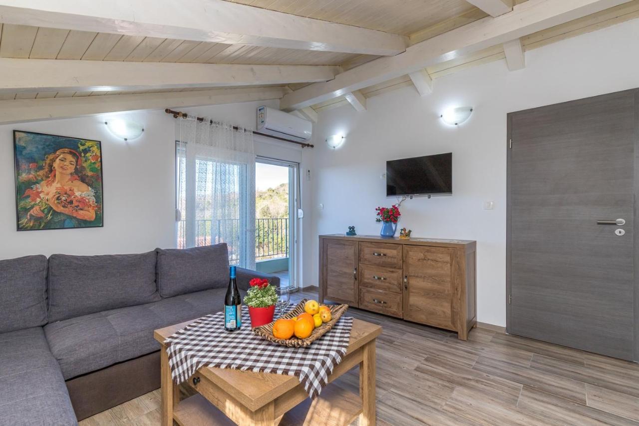 Guest house Casa Monshego *